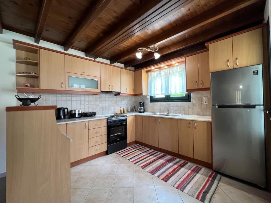 Zaros Cottage Holiday home *