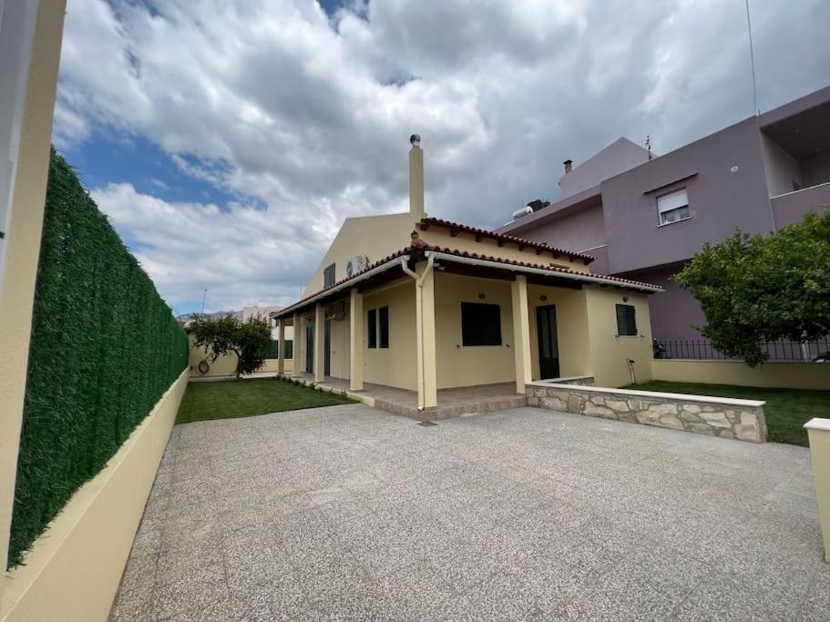 Zaros Cottage Case de vacanță *